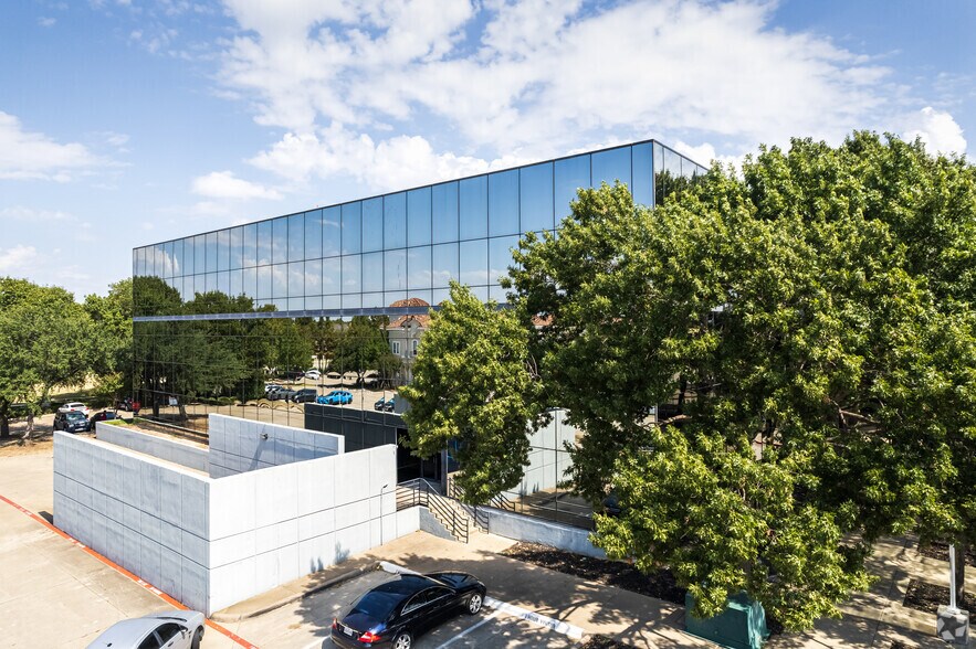 More Photos Of 5068 W Plano Pky, Plano Office For Sale