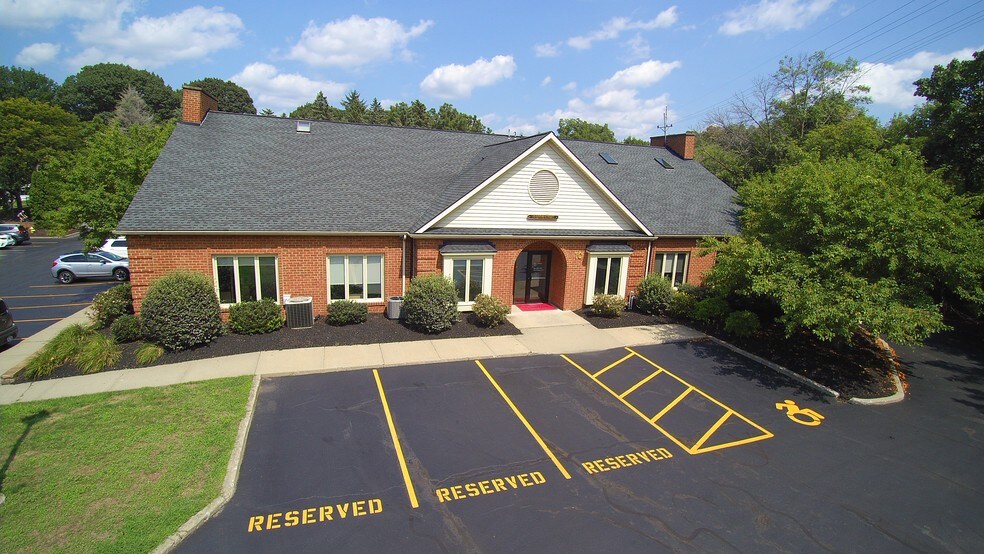 More Photos Of 10 Grove St, Pittsford Office For Lease