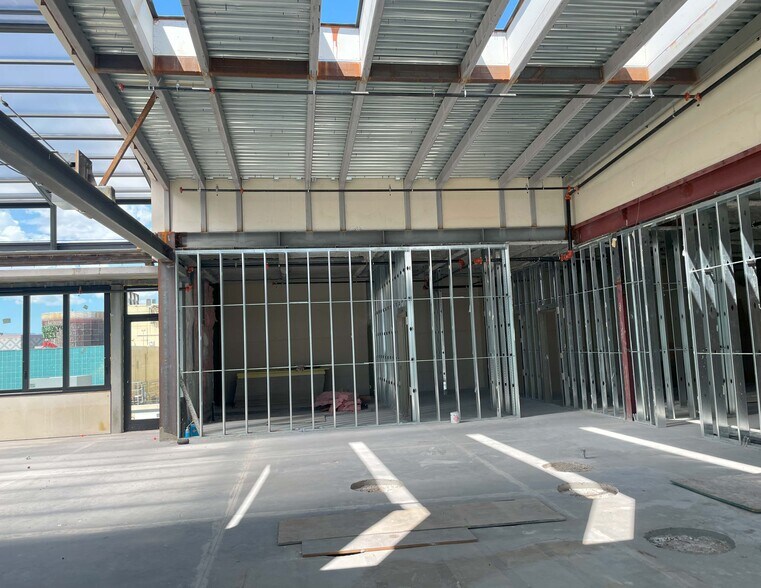 More Photos Of 201 S Las Vegas Blvd, Las Vegas Office For Lease