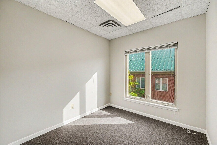 More Photos Of 6900 Houston Rd, Florence Office For Lease