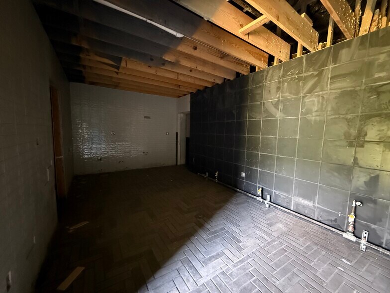 More Photos Of 23515 FM 1314 Rd, Porter Freestanding For Lease