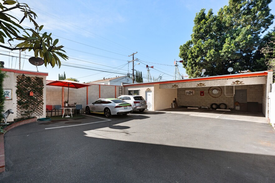 More Photos Of 420 W Windsor Rd, Glendale Apartments For Sale