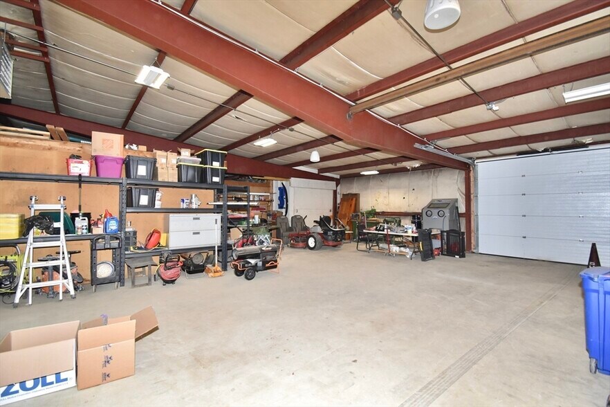 More Photos Of 45 Bethany Rd, Monson Manufacturing For Sale