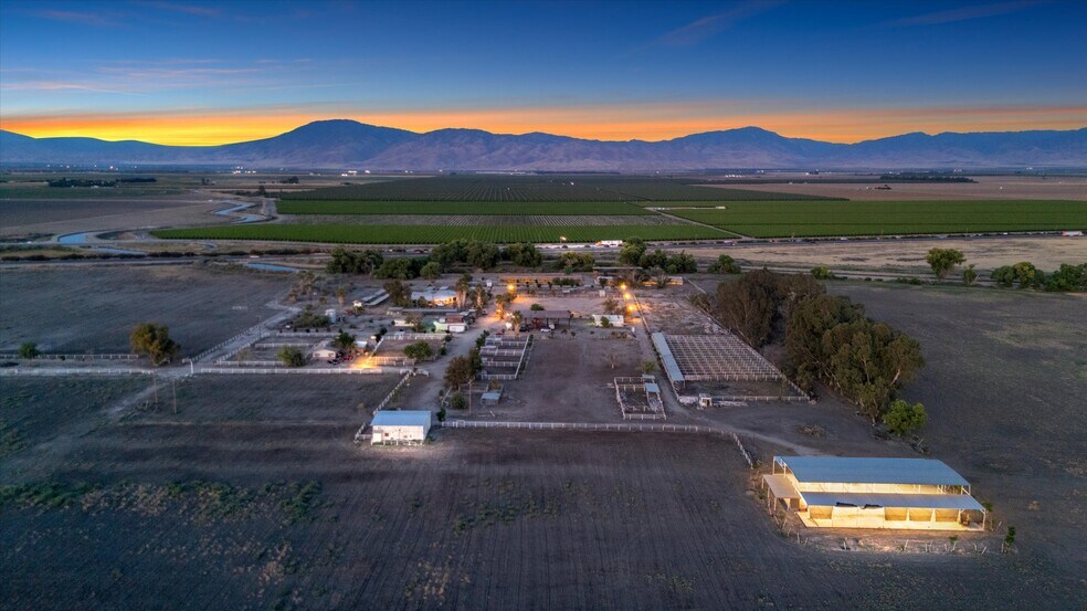 More Photos Of 8661 Herring Rd, Bakersfield Land For Sale