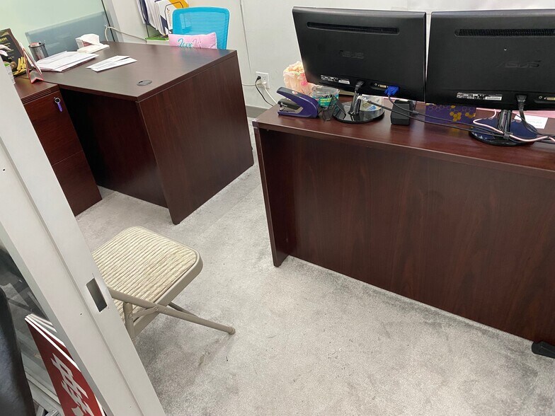 More Photos Of 13620 38th Ave, Flushing Office For Sale