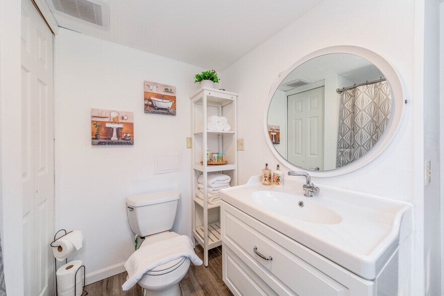 More Photos Of 13240 US-101, Hopland Land For Sale