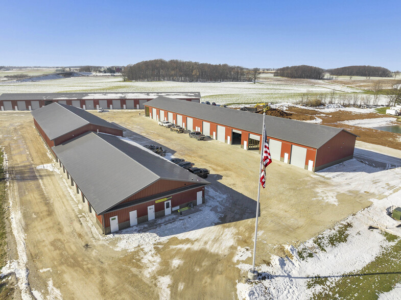 More Photos Of 5254 County Road R, Denmark Service For Lease