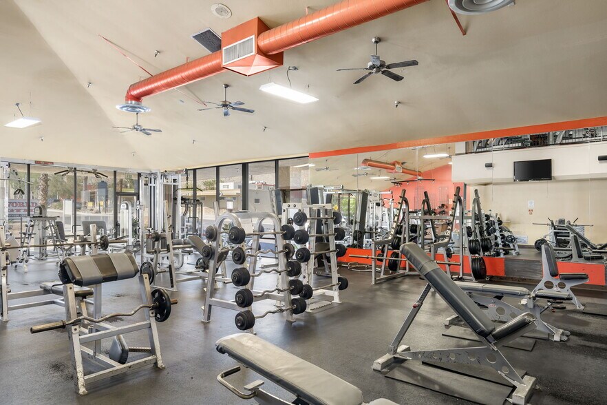 More Photos Of 12155 Palm Dr, Desert Hot Springs Health Club For Lease