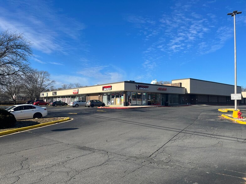 More Photos Of 22240-22244 Governors Hwy, Richton Park Unknown For Lease