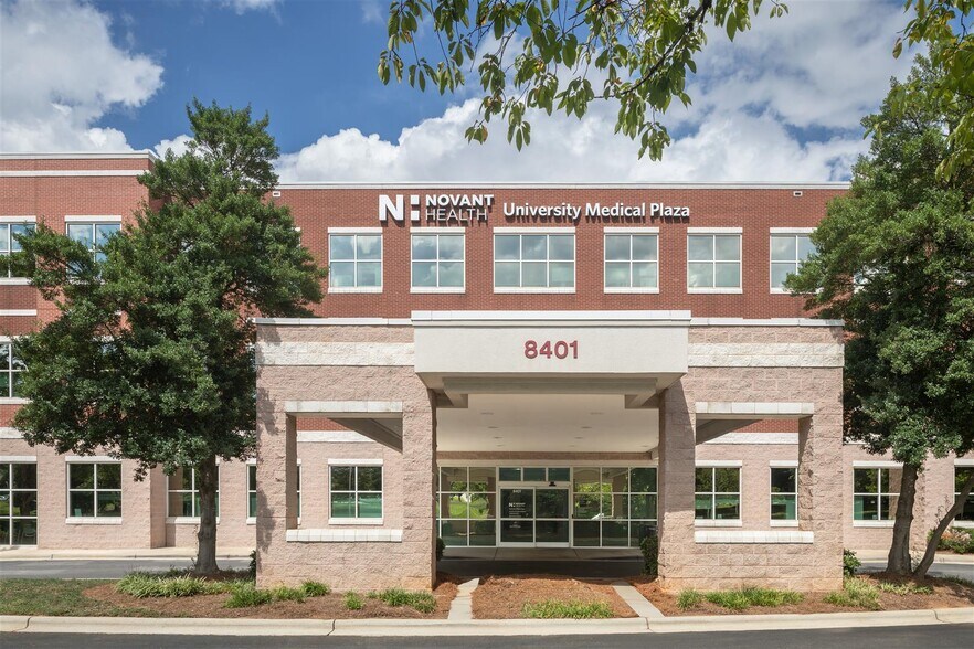 More Photos Of 8401 Medical Plaza Dr, Charlotte Medical For Lease