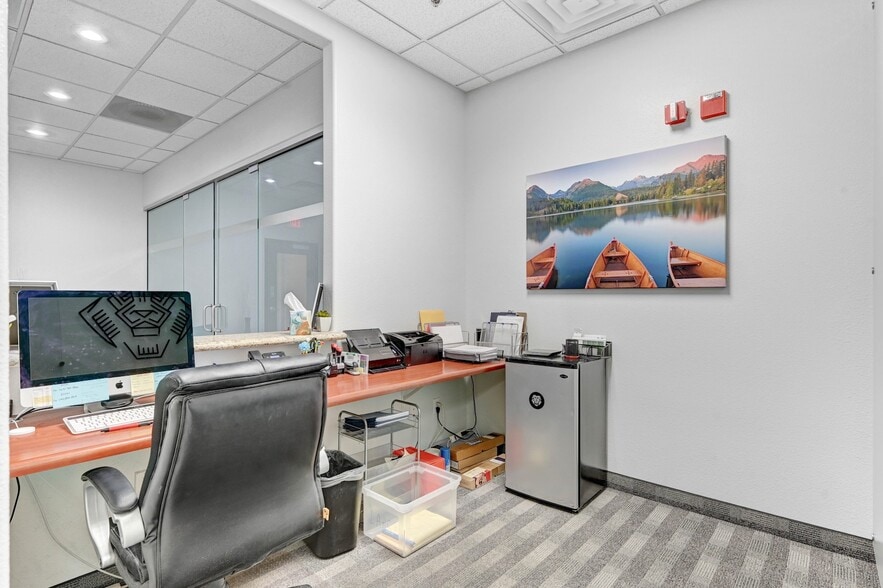 More Photos Of 9580 W Sahara Ave, Las Vegas Office For Sale