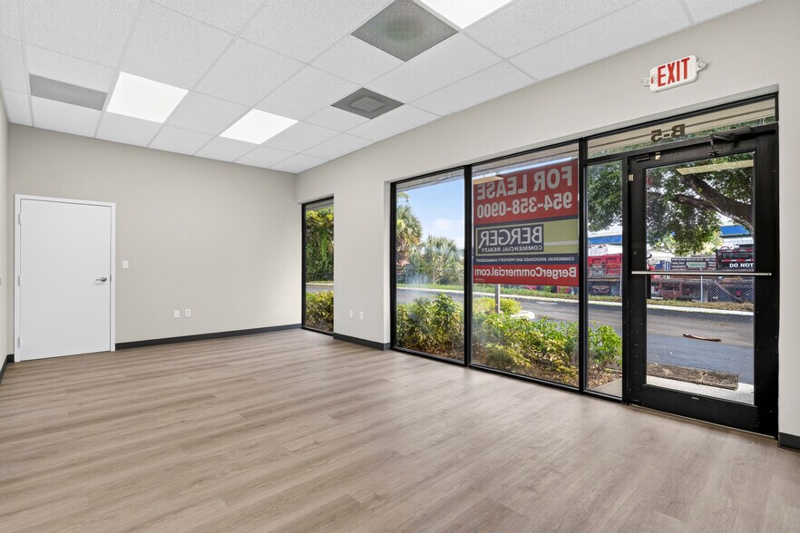 More Photos Of 3402 SW 26th Ter, Fort Lauderdale Warehouse For Lease