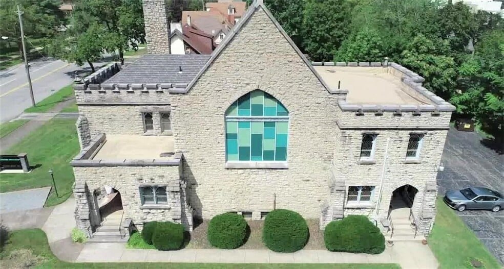 More Photos Of 1205 Elm St, Youngstown Religious Facility For Sale