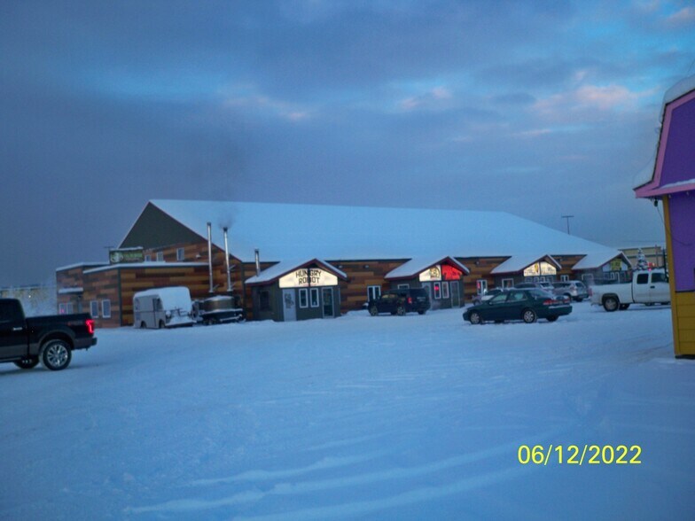 More Photos Of 906 Old Steese Hwy, Fairbanks General Retail For Lease
