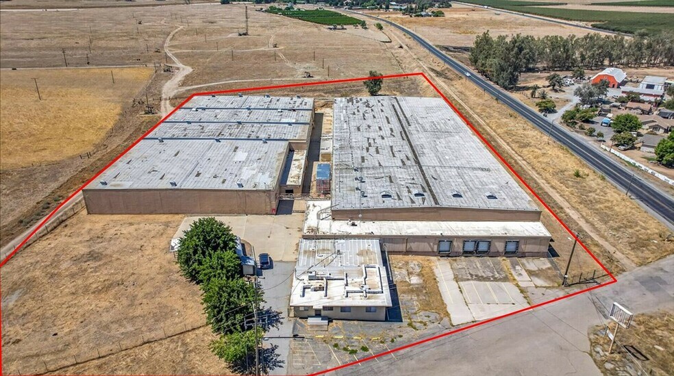 More Photos Of 23745 Avenue 112, Porterville Refrigeration Cold Storage For Sale