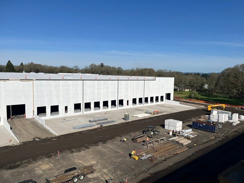 More Photos Of 4630 NW 273rd Ave, Hillsboro Unknown For Lease