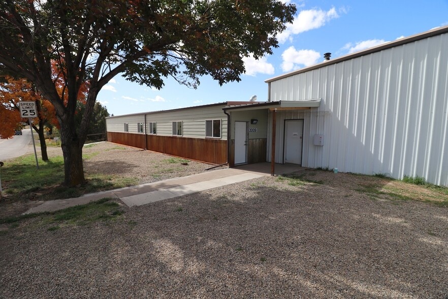 More Photos Of 2009 Industrial Road, Cortez Warehouse For Lease