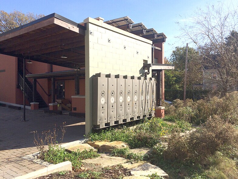 More Photos Of 800 19th St, Des Moines Storefront Retail Office For Lease