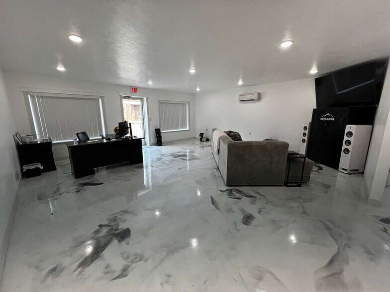 More Photos Of 205 N Fourth St, Lynch Storefront Retail Residential For Sale