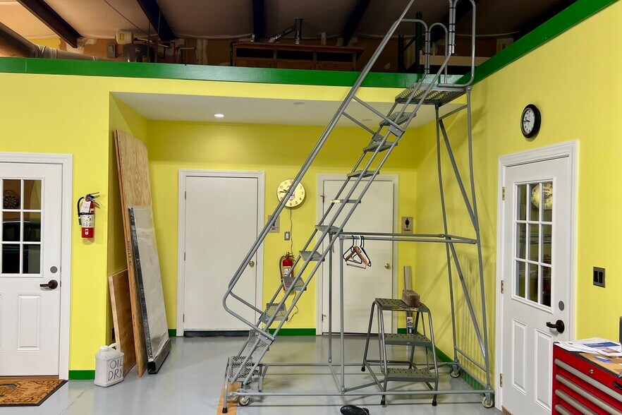 More Photos Of 3121 Glen Royal Rd, Raleigh Light Manufacturing For Lease