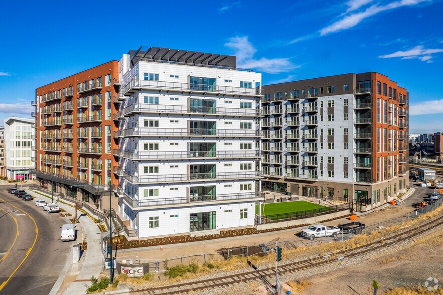 More Photos Of 2520 Wewatta Way, Denver Apartments For Lease