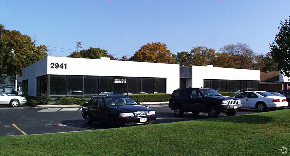 Primary Photo Of 2941 Sunrise Hwy, Islip Terrace Medical For Lease
