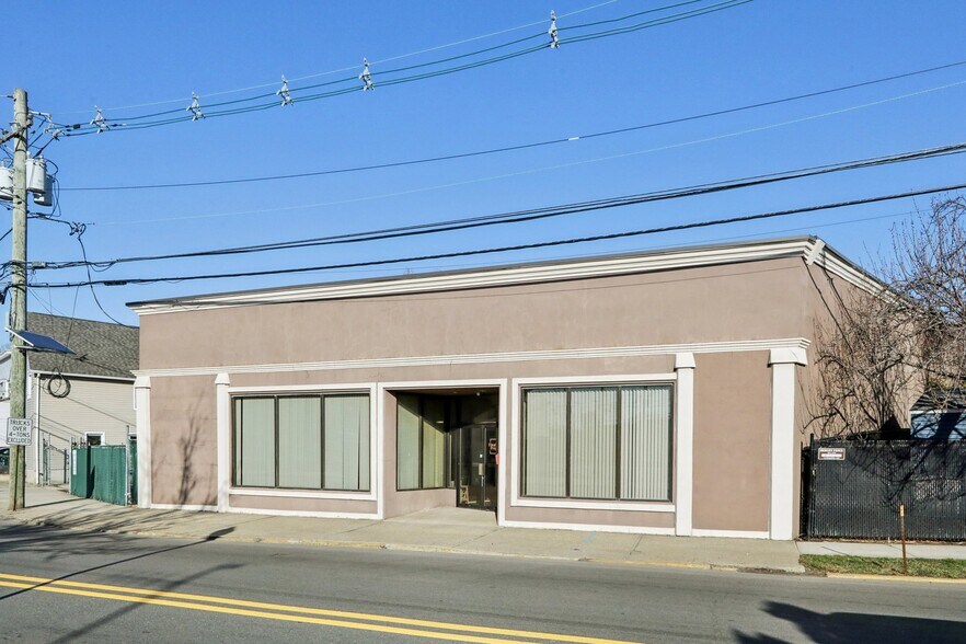 More Photos Of 7-9 Ridgefield, Ridgefield Park Flex For Lease