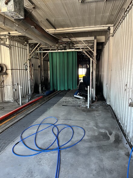 More Photos Of 3550 S Lafountain St, Kokomo Carwash For Sale