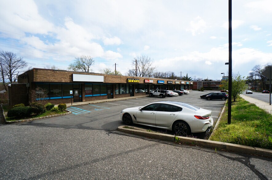 More Photos Of 125-143 State Route 27, Edison General Retail For Sale