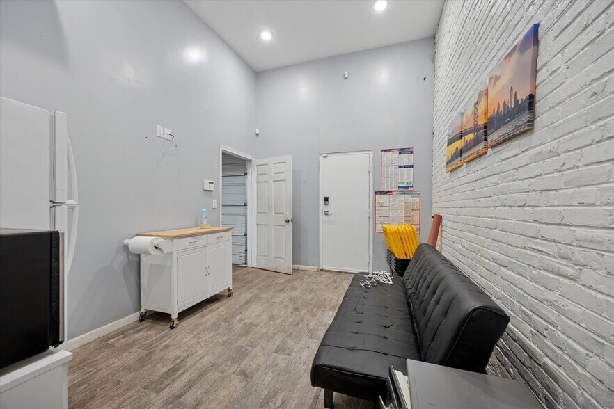 More Photos Of 3353 Miller St, Philadelphia Refrigeration Cold Storage For Sale