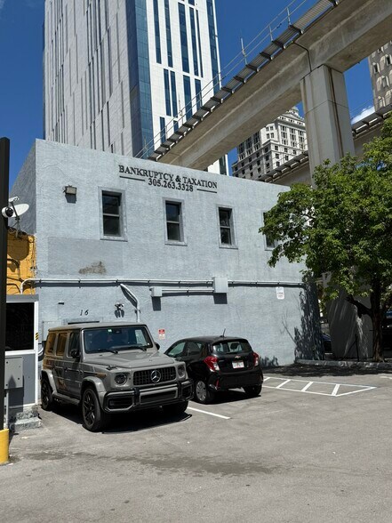 More Photos Of 16 SW 1st Ave, Miami Office Residential For Sale