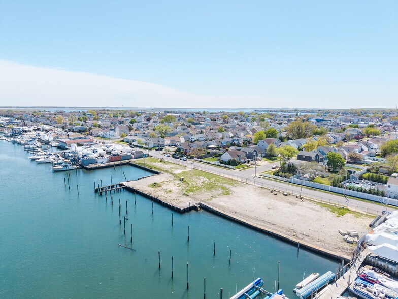 More Photos Of 55 Hudson Ave, Freeport Land For Sale