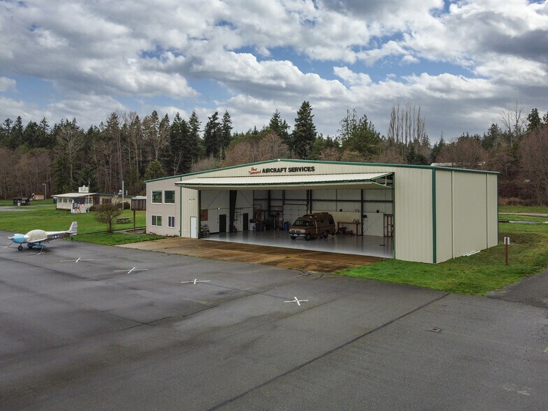 More Photos Of 191 Airport Rd, Port Townsend Airplane Hangar For Lease