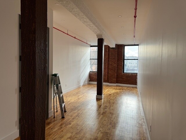 More Photos Of 257-261 Varet St, Brooklyn Manufacturing For Lease