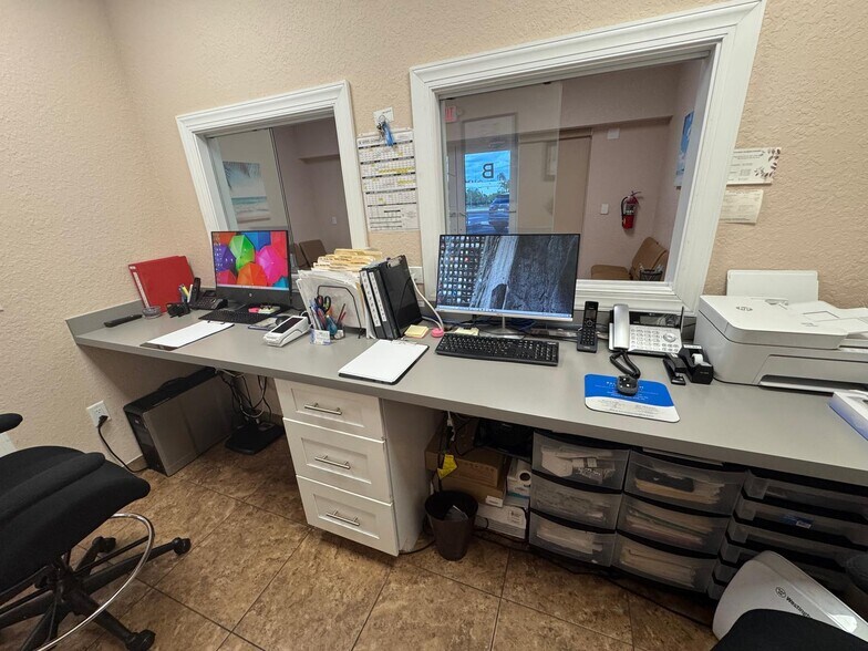 More Photos Of 1696 S Military Trl, West Palm Beach Medical For Lease