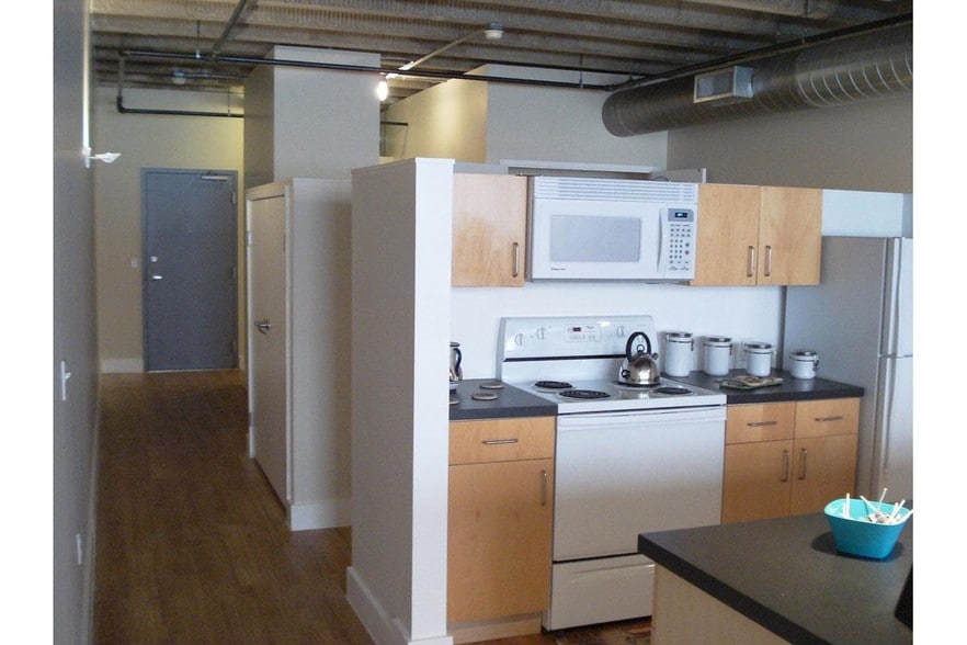 More Photos Of 1726 Champa St, Denver Office Residential For Lease