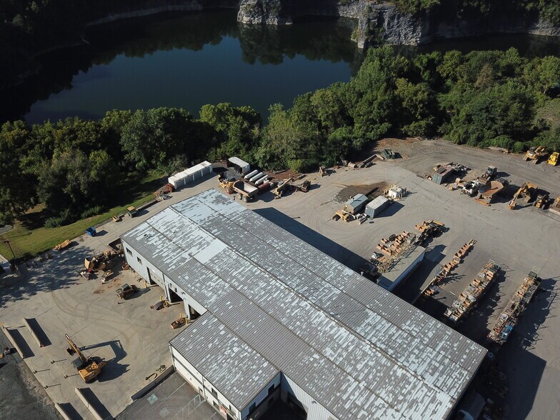 More Photos Of 5102 Beekmantown Dr, Whitehall Warehouse For Lease