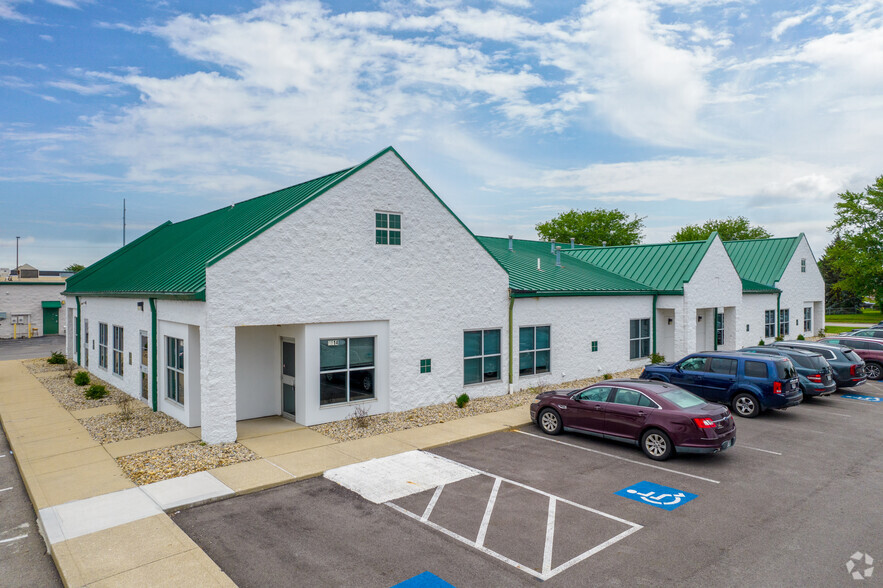 Primary Photo Of 5500-5518 Nike Dr, Hilliard Medical For Lease