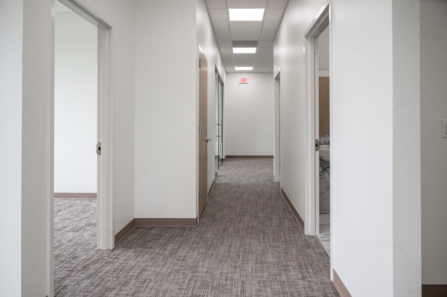More Photos Of 2013 Cedarbridge Ave, Lakewood Office For Lease