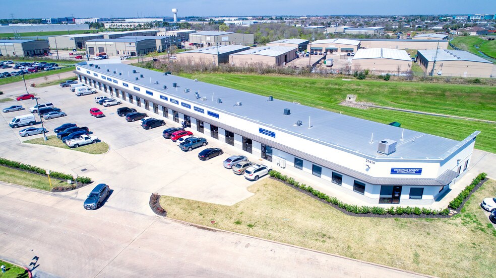 More Photos Of 21414 Julie Marie Ln, Katy Warehouse For Lease