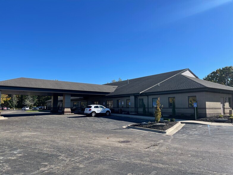 More Photos Of 3322 Beltline Ct NE, Grand Rapids Medical For Lease