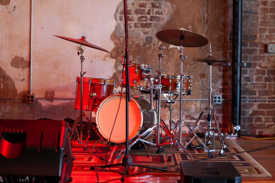 More Photos Of 1427 Oretha Castle Haley Blvd, New Orleans General Retail For Sale