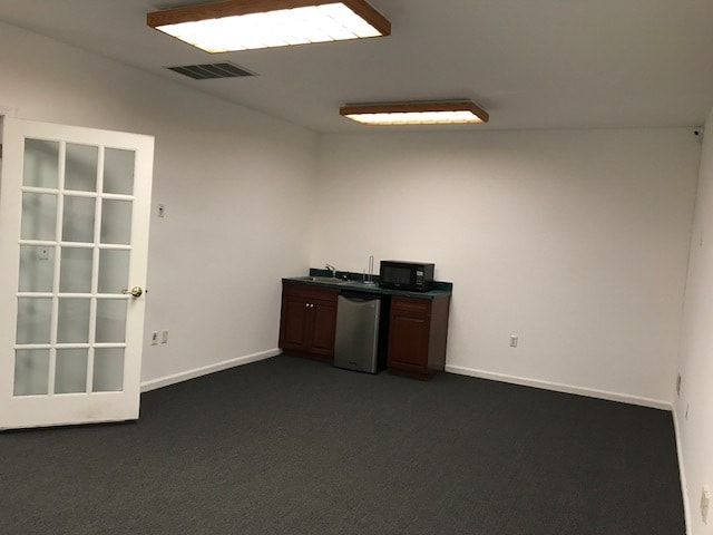 More Photos Of 165 State St, Hackensack Light Distribution For Lease