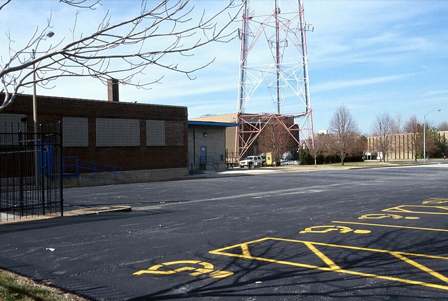 More Photos Of 1701 Delmar Blvd, Saint Louis Freestanding For Lease