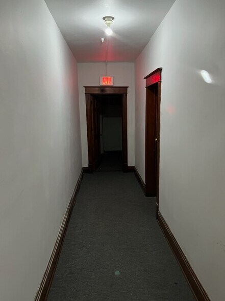 More Photos Of 506 Forest Home Dr, Francis Creek Apartments For Sale