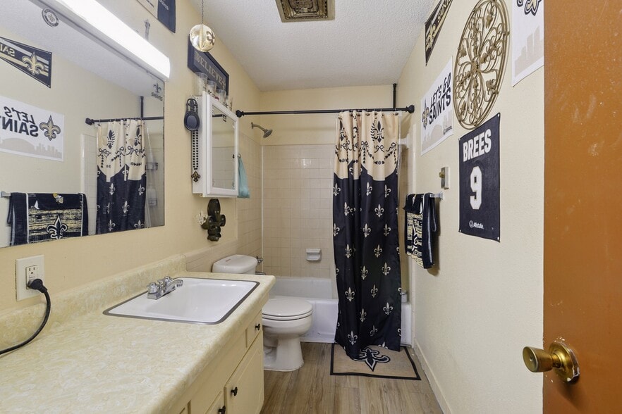 More Photos Of 106 E 3rd St, Belle Chasse Multifamily For Sale