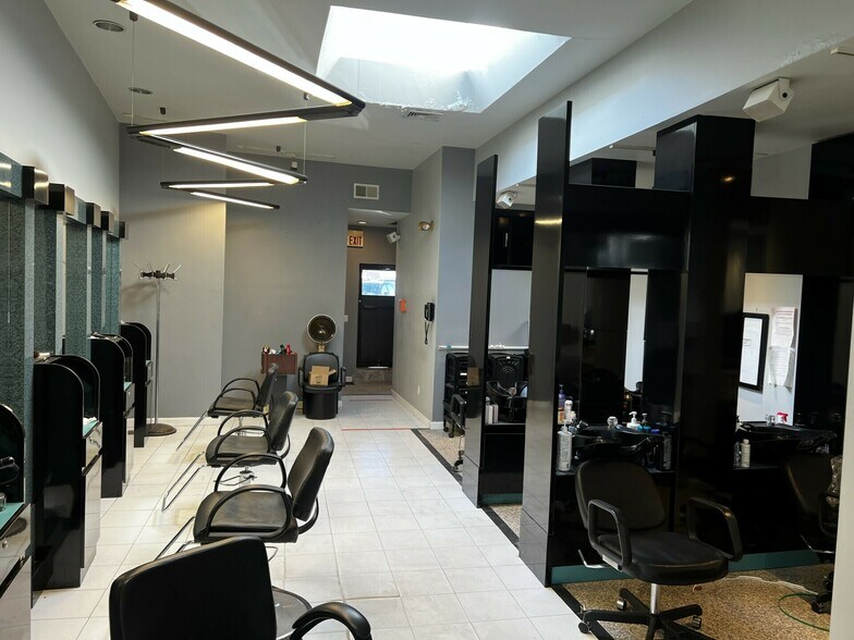 More Photos Of 1625-1639 Hancock St, Quincy General Retail For Sale