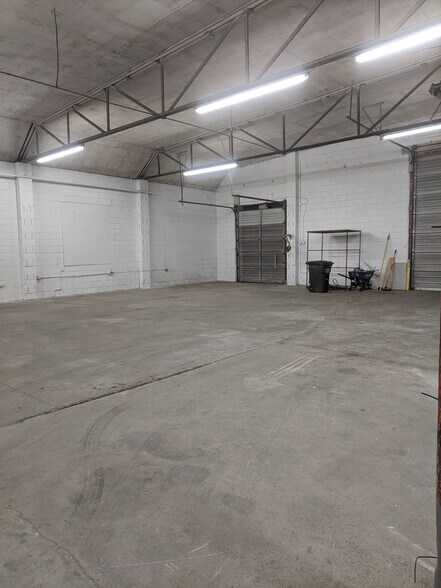 More Photos Of 188 Patton Ave, Asheville Drugstore For Lease