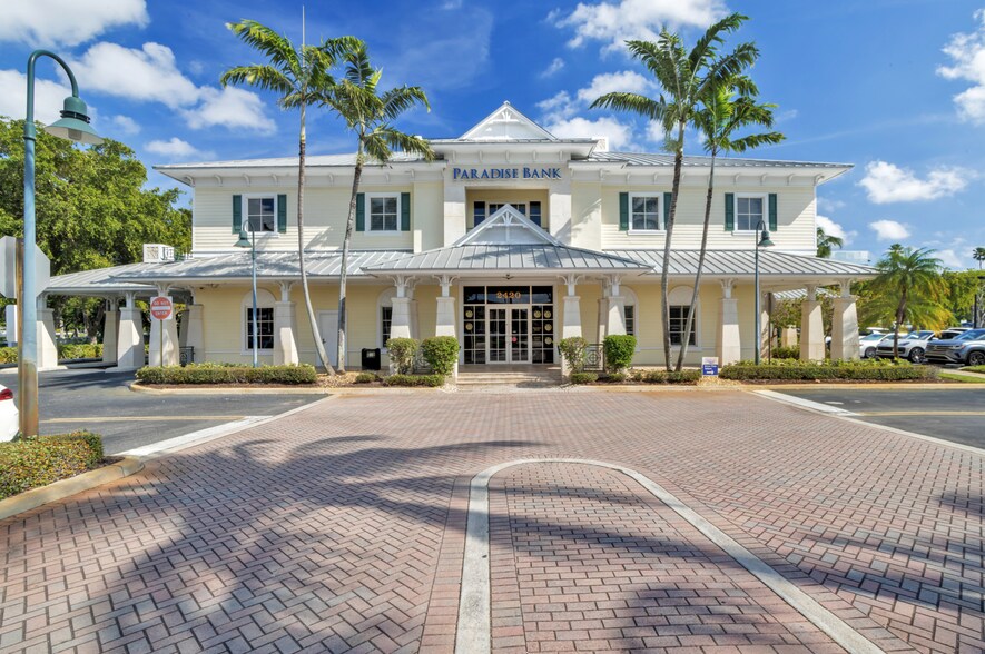 More Photos Of 2420 N Federal Hwy, Boca Raton Bank For Lease