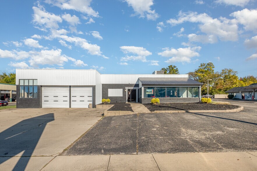 More Photos Of 944 State Route 28, Milford Auto Repair For Lease